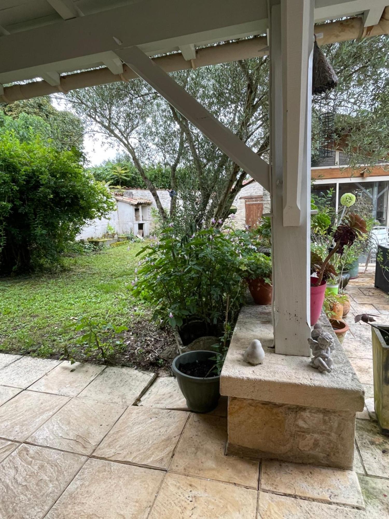 Ferienwohnung Sous L Olivier Tusson Exterior foto